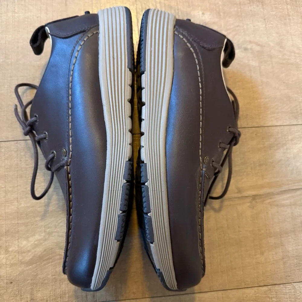 Duluth Trading Co Tower Hill Brown lace up Leather Oxfords comfort walk 9.5